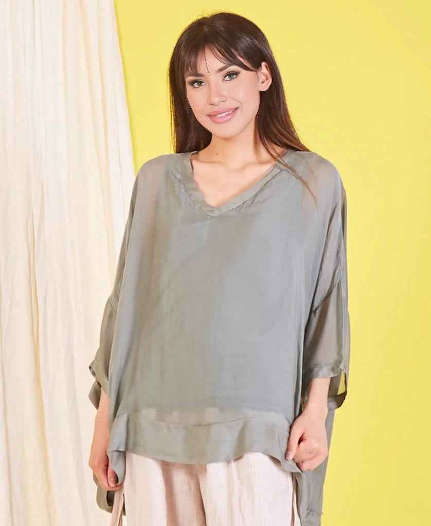 BZNA Seidenbluse Olive Grün Tunika Seidentunika mit V -Ausschnitt Seidenchiffonbluse Fledermaus Ärmel oneSize