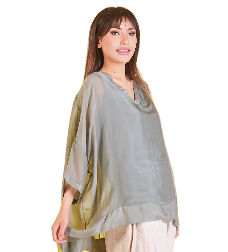 BZNA Seidenbluse Olive Grün Tunika Seidentunika mit V -Ausschnitt Seidenchiffonbluse Fledermaus Ärmel oneSize - B Z N A