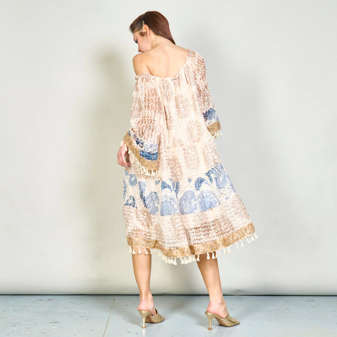 BZNA Sommer Boho Paisley übergroßes Tunika -Kleid mit Quasten oneSize - B Z N A