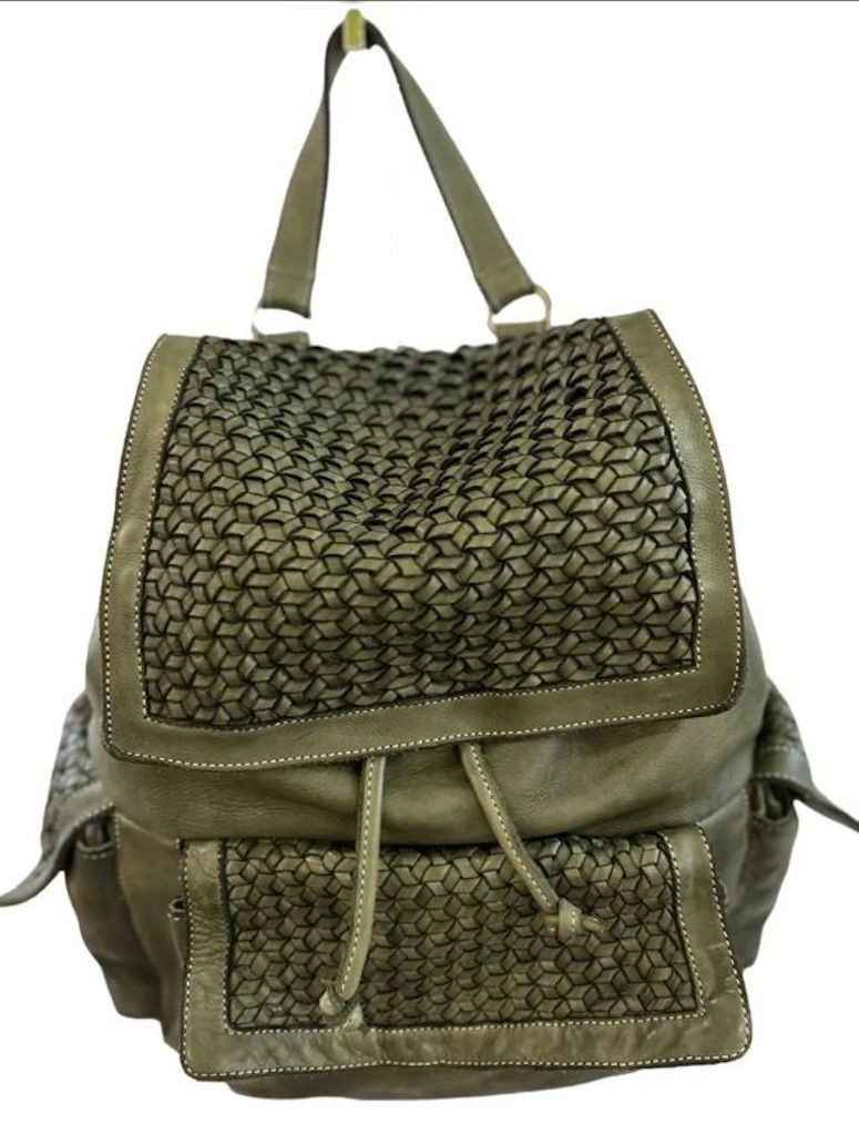 BZNA Bag Emely Grün Backpacker Designer Rucksack Damentasche Schultertasche