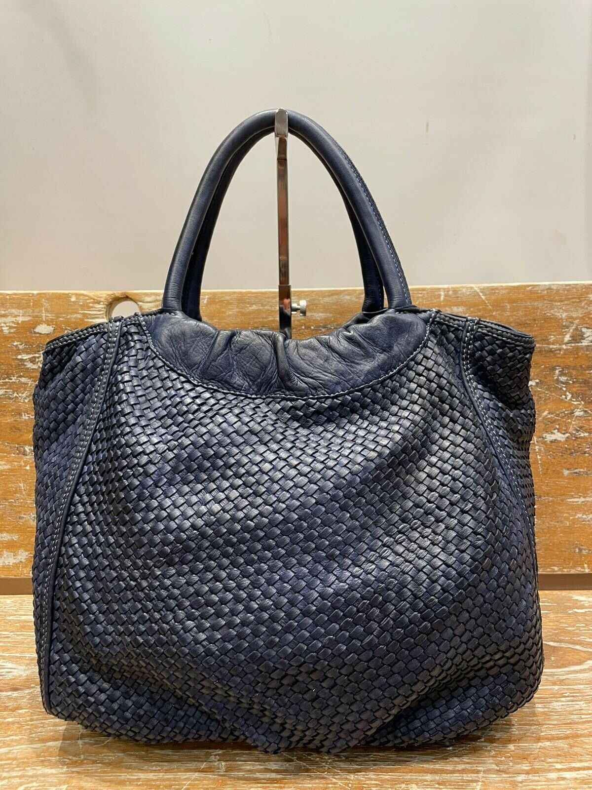BZNA Bag Madita Blau Italy Designer Damen Handtasche Schultertasche Tasche
