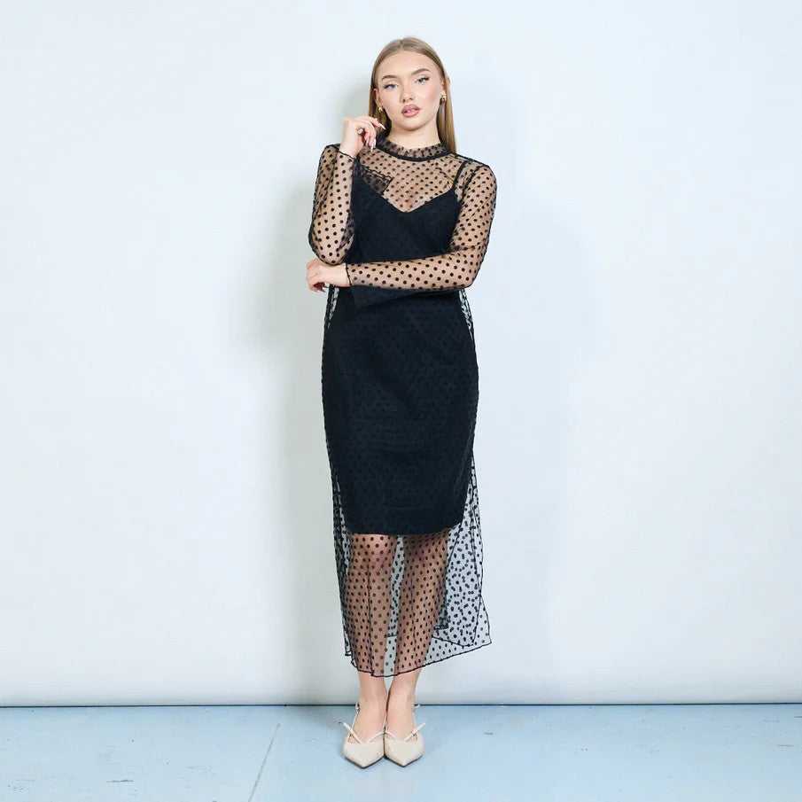 BZNA Kleid Langes Kleid aus durchsichtigem mehrlagigem Netzstoff mit Polka Dots