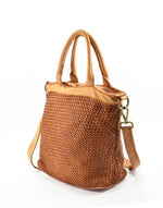 Load image into Gallery viewer, BZNA Bag Xenia cognac Italy Designer Damen Handtasche Tasche Leder Shopper
