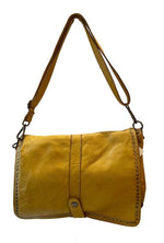 Load image into Gallery viewer, BZNA Bag Luna Gelb Italy Designer Clutch Umhängetasche Damen Handtasche Schultertasche Tasche Leder Shopper Neu
