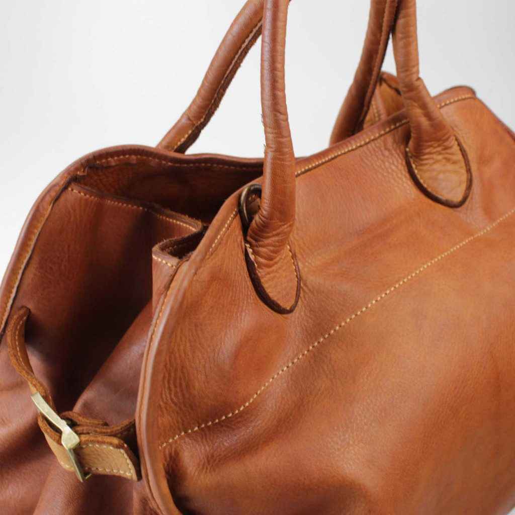 BZNA Bag Bellamy Beige Italy Designer Handtasche Schultertasche Tasche Leder Neu