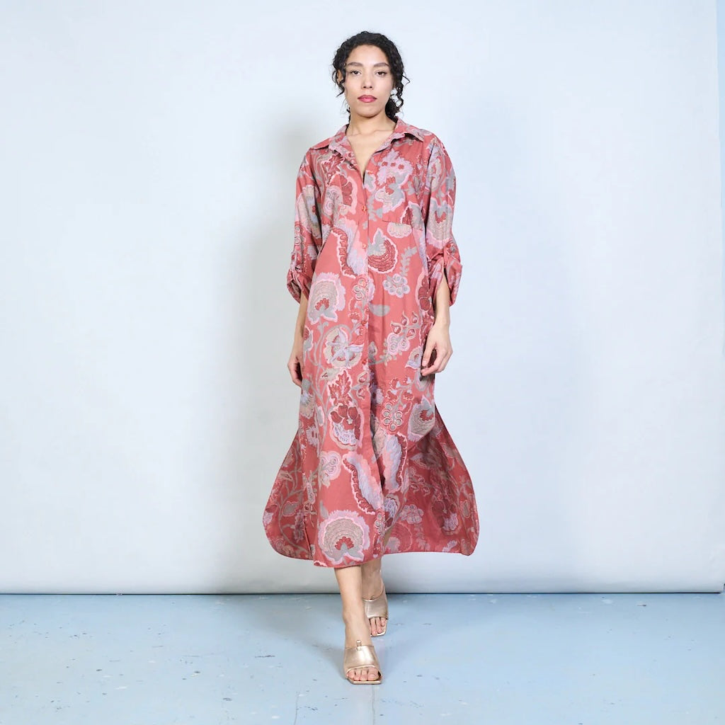 BZNA Blusenkleid Langes Hemdkleid mit Paisley Blumendruck und Knöpfen Onesize 34-42 - B Z N A