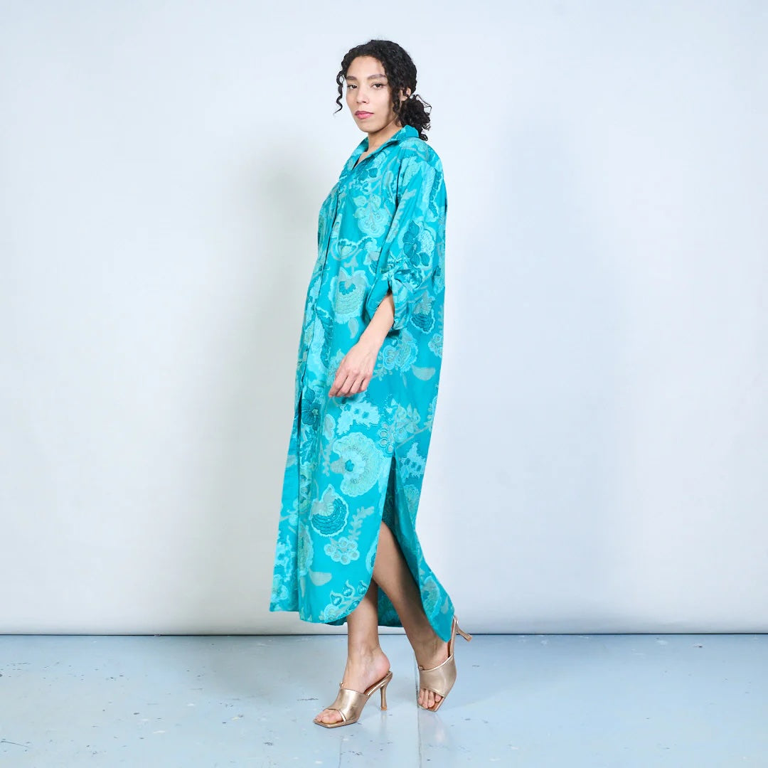 BZNA Blusenkleid Langes Hemdkleid mit Paisley Blumendruck und Knöpfen Onesize 34-42 - B Z N A