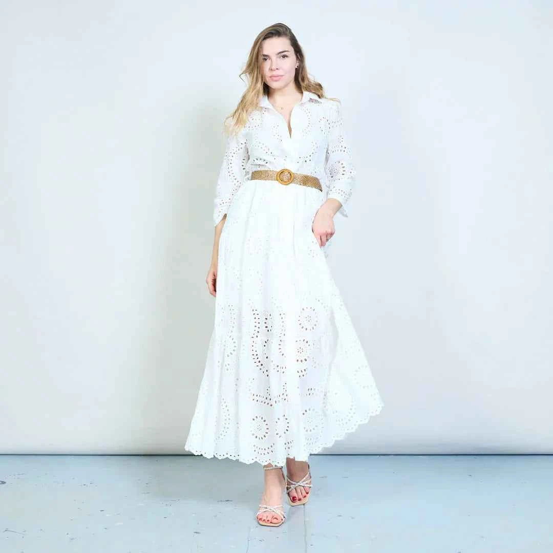 BZNA Weiß Blumen besticktes Hemdkragen Midikleid mit gestuftem Saum und geflochtenem Taillendetail oneSize