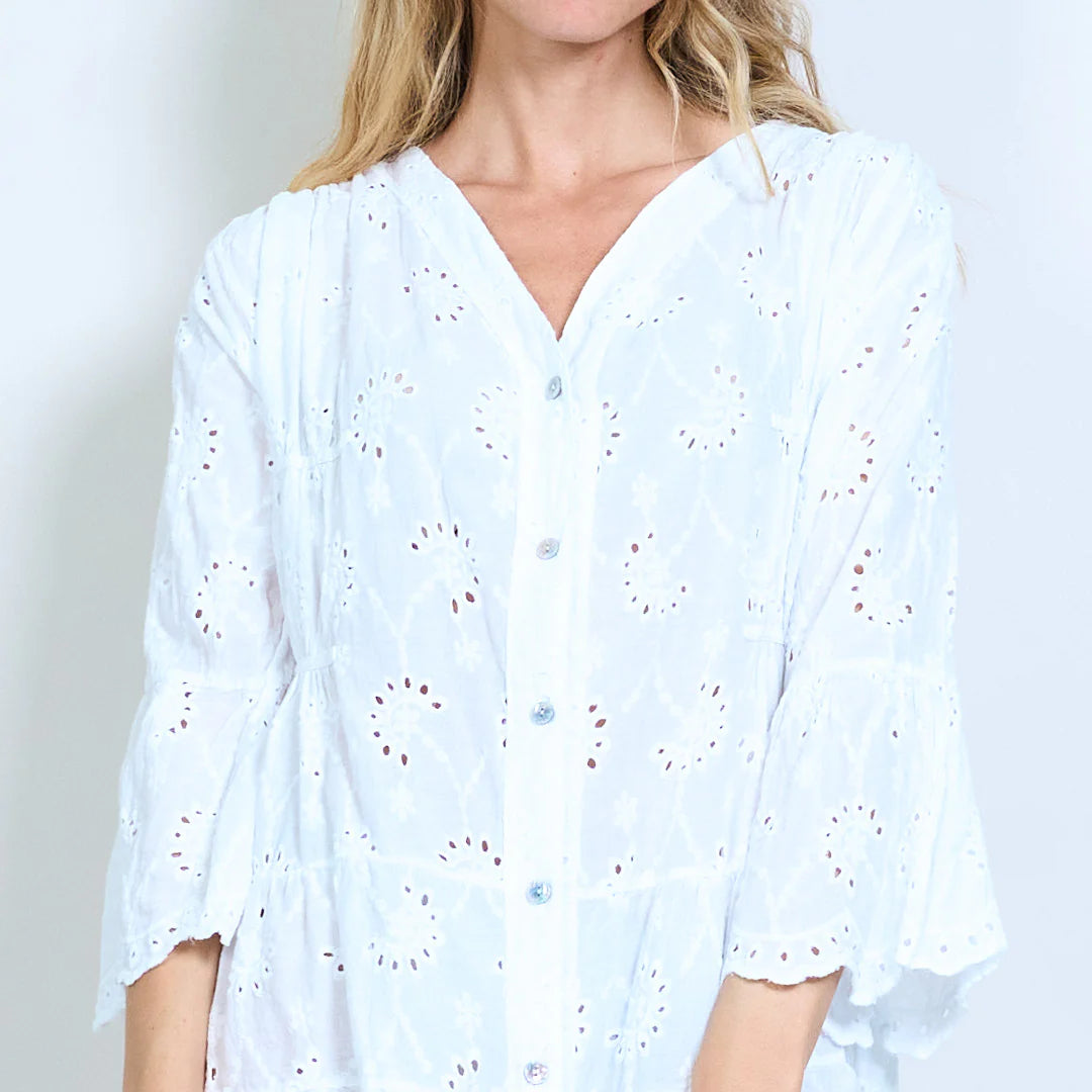 BZNA Broderie Anglaise Stufe mit V-Ausschnitt geknöpftes Hemdkleid oneSize - B Z N A