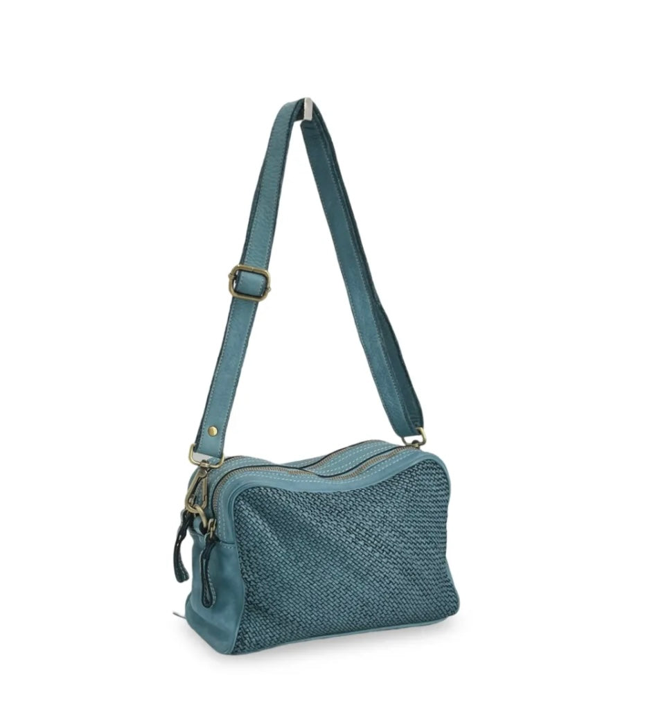 BZNA Bag Lucy Petrol Italy Designer Clutch Braided Ledertasche Umhängetasche - B Z N A