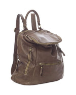 Lade das Bild in den Galerie-Viewer, BZNA Bag Ben Taupe Backpacker Designer Rucksack Leder Schultertasche - B Z N A

