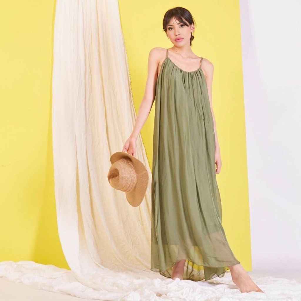 BZNA Ibiza Boho Style Sommerkleid Olive Grün aus Seidenchiffon Seidenkleid   oneSize