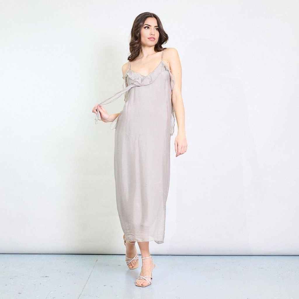 BZNA Kleid Kravatten Rüschendetail light Taupe aus Seidenchiffon Seidenkleid oneSize