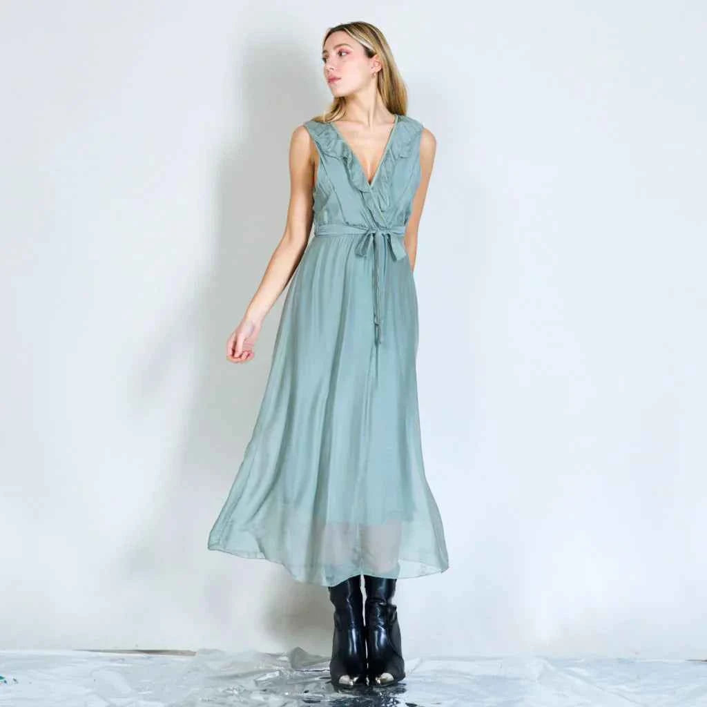 BZNA Ibiza Kleid lightGrau Seidenchiffon langes Kleid mit Rüschen Seidenkleid oneSize