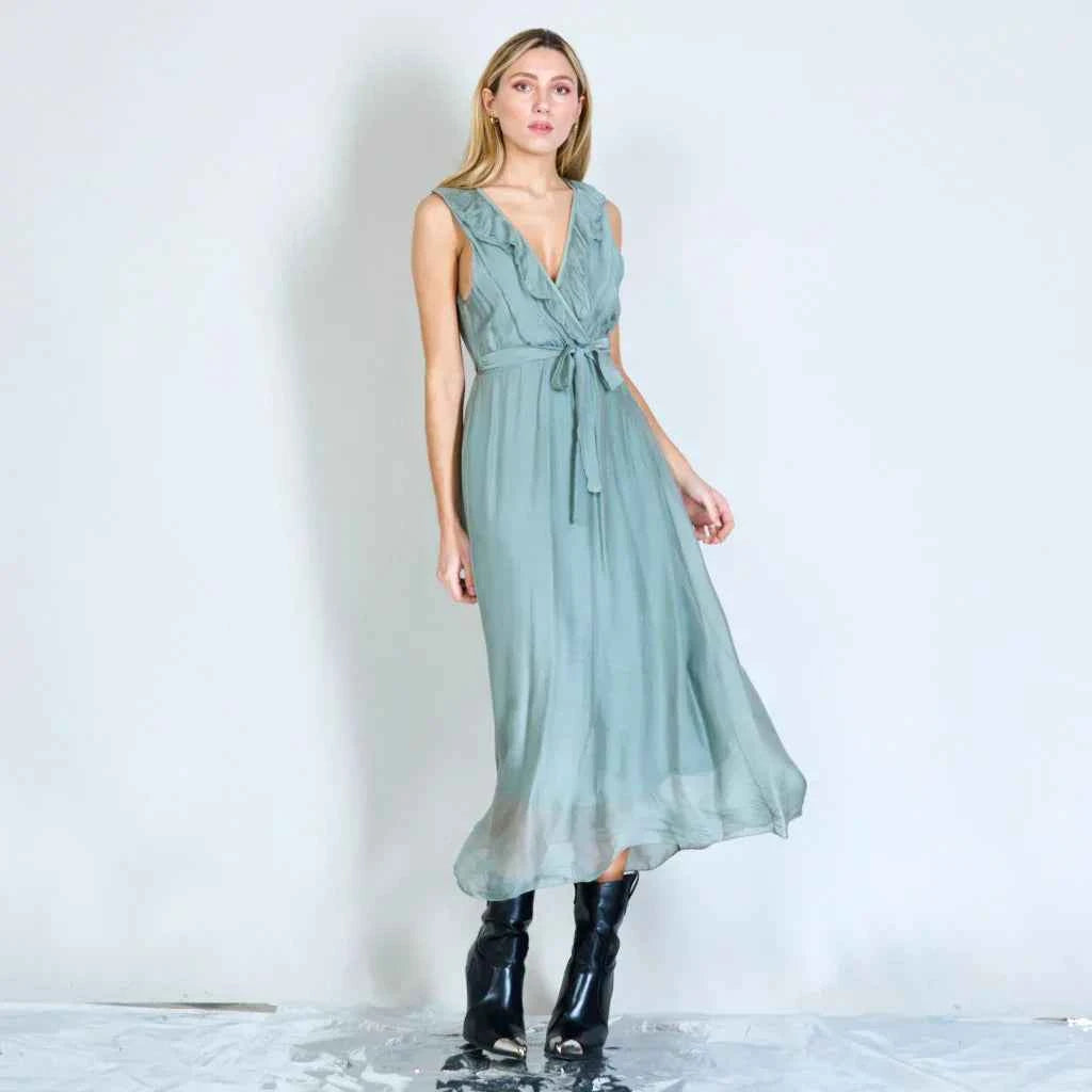 BZNA Ibiza Kleid lightGrau Seidenchiffon langes Kleid mit Rüschen Seidenkleid oneSize