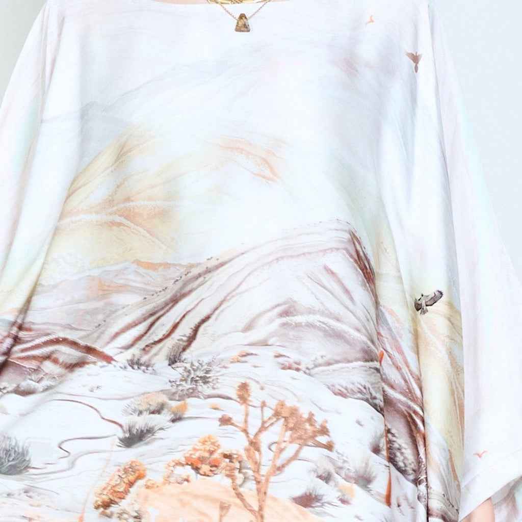 BZNA Seidenbluse Bluse mit Fledermausärmeln und abstraktem Landschaftsdruck oneSize