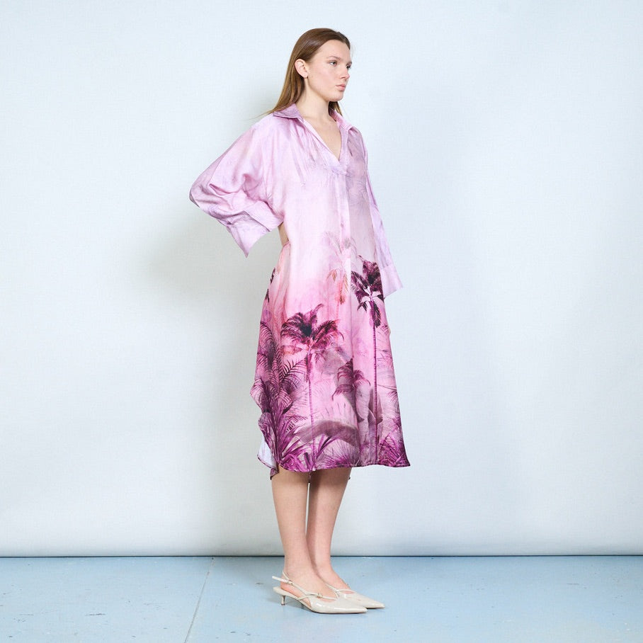 BZNA mit Seide weiches drapiertes lang geschnittenes Kleid mit malerischem Aufdruck Onesize - B Z N A