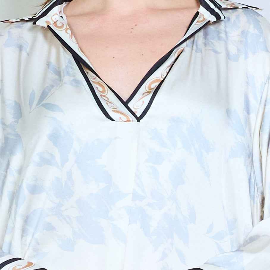 BZNA mit Seide Langärmliges Midikleid mit Blumen Animalia Print und V Ausschnitt  oneSize