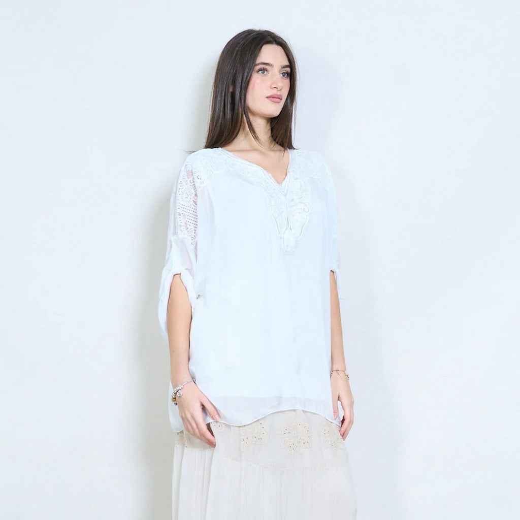 BZNA Bluse mit Seide Gestickte transparente Langarmbluse mit V-Ausschnitt