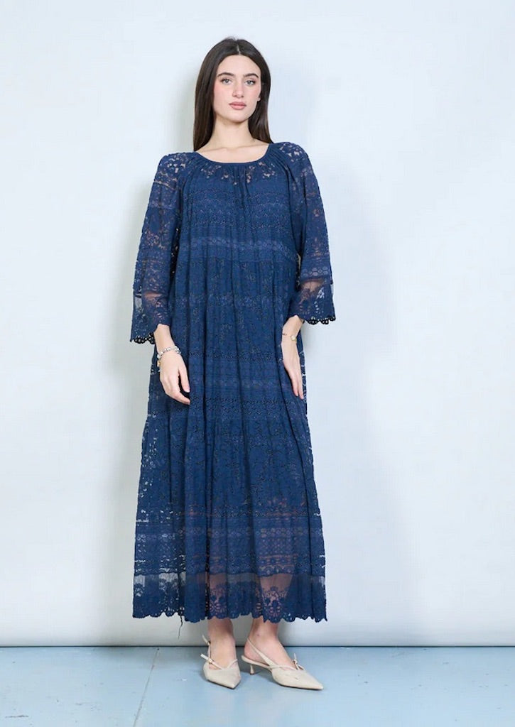 BZNA langes Plissee-Langarm-Midikleid aus Spitze Onesize - B Z N A