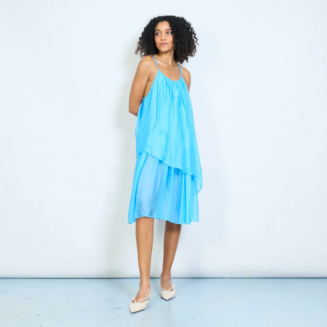 BZNA Ibiza Kleid Mehrlagiges drapiertes Träger Midikleid Swing-Stil oneSize - B Z N A