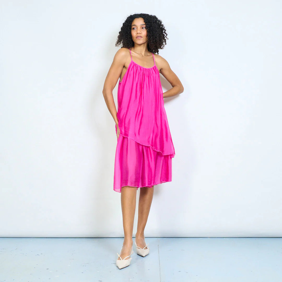 BZNA Ibiza Kleid Mehrlagiges drapiertes Träger Midikleid Swing-Stil oneSize - B Z N A