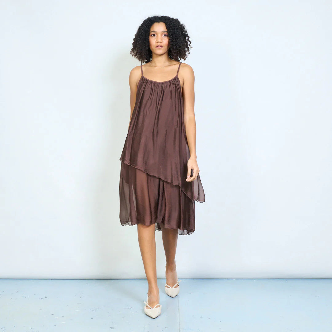 BZNA Ibiza Kleid Mehrlagiges drapiertes Träger Midikleid Swing-Stil oneSize - B Z N A