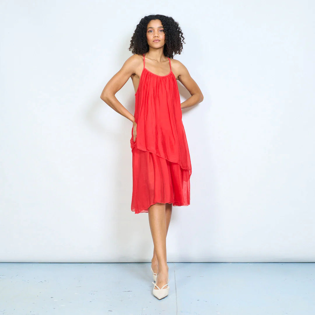 BZNA Ibiza Kleid Mehrlagiges drapiertes Träger Midikleid Swing-Stil oneSize - B Z N A