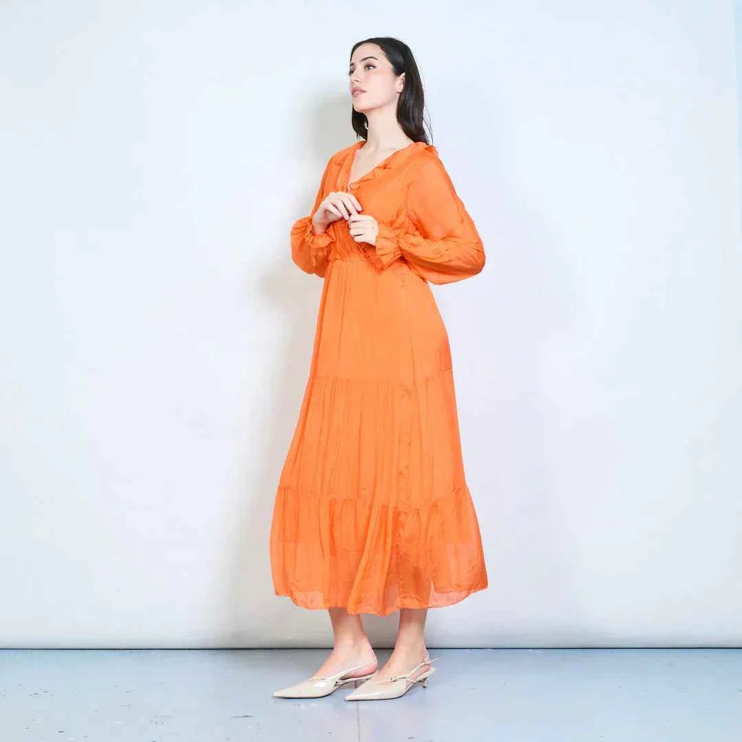 BZNA Kleid Elegantes gestuftes Maxikleid mit Rüschen und Wickelausschnitt Seidenchiffon Seidenkleid oneSize