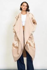 Lade das Bild in den Galerie-Viewer, BZNA Oversize Open Front Strickmantel Wollmantel Beige Camel cocoon mehrfarbig  -  MADE IN ITALY
