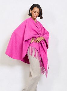BZNA Strickponcho in Fuxia - Wolltuch mit Fransen - Poncho MADE IN ITALY