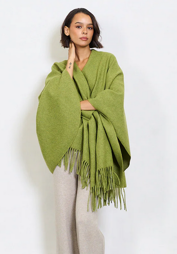 BZNA Strickponcho in Olive Grün - Wolltuch mit Fransen - Poncho MADE IN ITALY