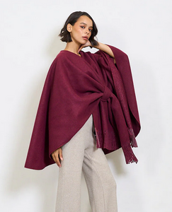 BZNA Strickponcho in Bordeaux - Wolltuch mit Fransen - Poncho MADE IN ITALY