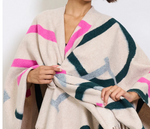 Lade das Bild in den Galerie-Viewer, BZNA Strickponcho in Beige Mix - Wolltuch mit Fransen - Poncho MADE IN ITALY
