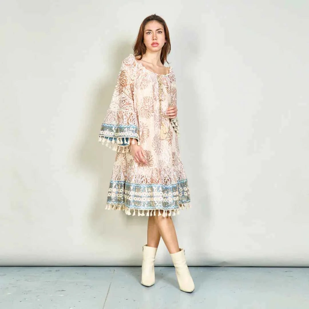 BZNA Sommer Off-Shoulder Boho Spitzenkleid mit Quasten   oneSize