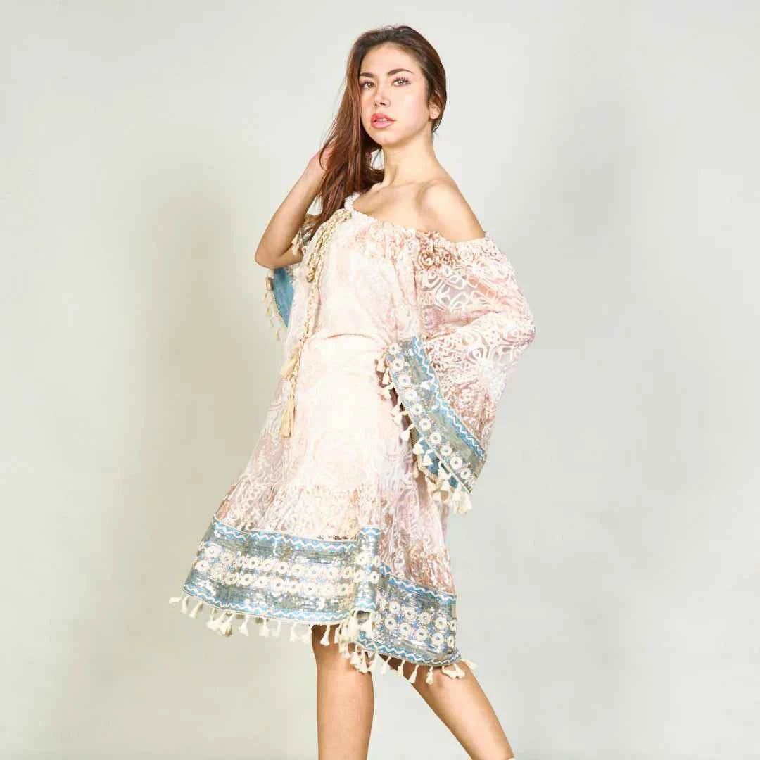 BZNA Sommer Off-Shoulder Boho Spitzenkleid mit Quasten   oneSize