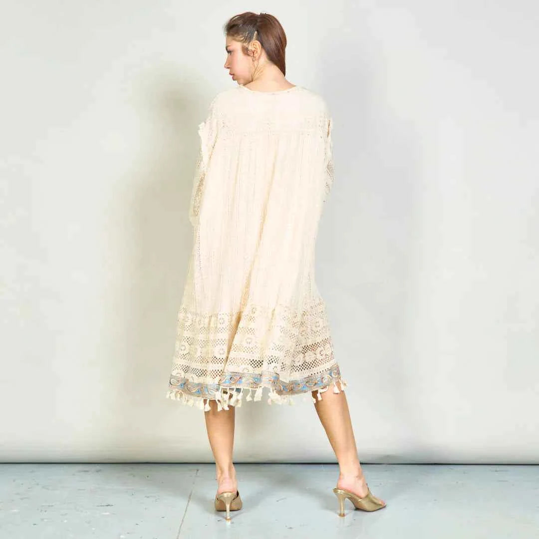 BZNA Sommer Beige Boho Spitzen  Tunika  Kleid mit Quastendetail  oneSize