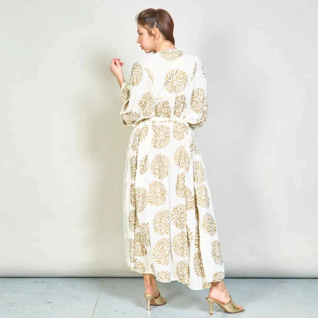 BZNA Sommer Weiß Boho gedruckt übergroßes Maxikleid mit Paillettenakzenten oneSize