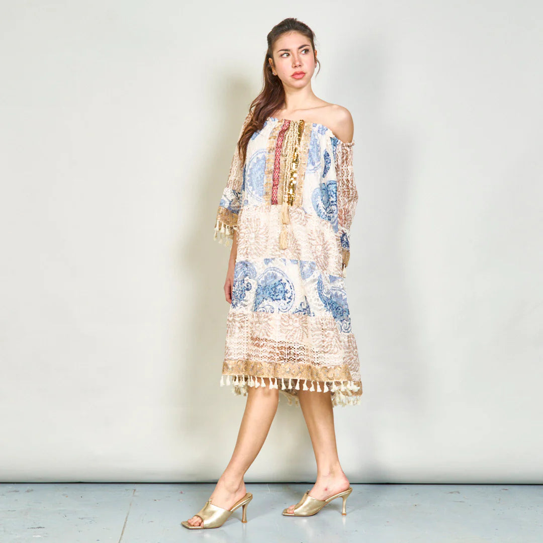 BZNA Sommer Boho Paisley übergroßes Tunika -Kleid mit Quasten  oneSize - B Z N A