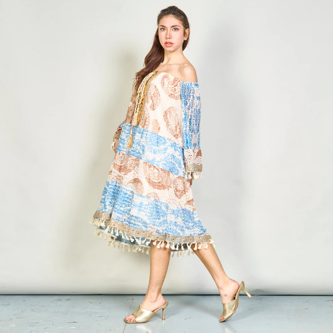 BZNA Sommer Boho Paisley übergroßes Tunika -Kleid mit Quasten  oneSize - B Z N A