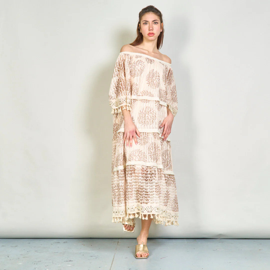 BZNA Sommer BOHO Blumen übergroße gestufte Kleid mit Quasten oneSize - B Z N A