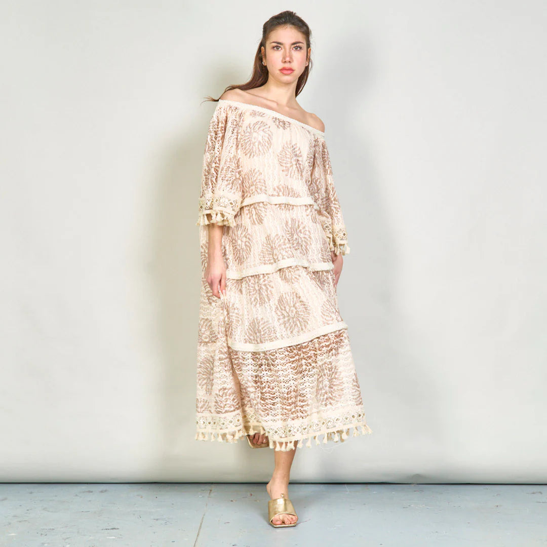 BZNA Sommer BOHO Blumen übergroße gestufte Kleid mit Quasten oneSize - B Z N A