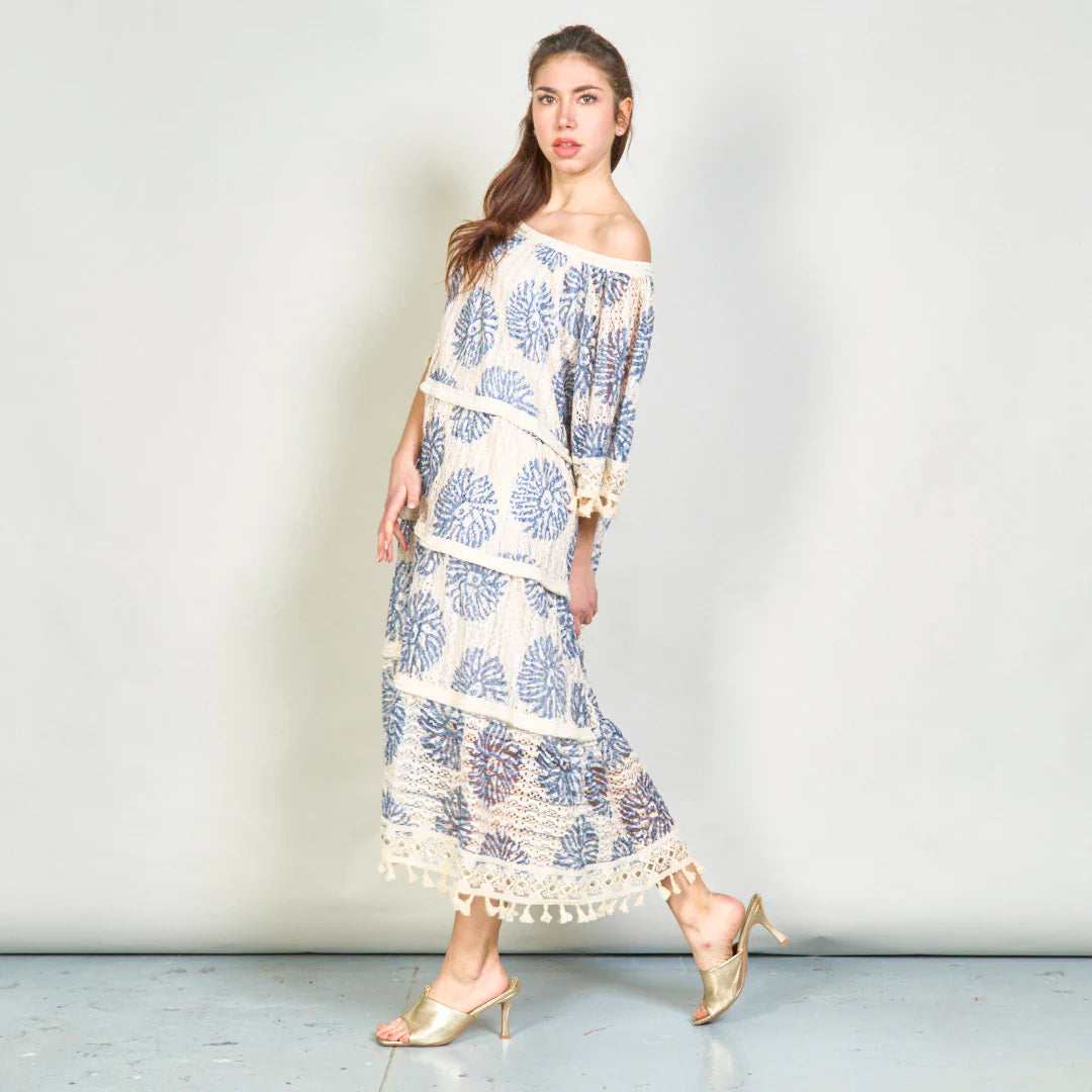 BZNA Sommer BOHO Blumen übergroße gestufte Kleid mit Quasten oneSize - B Z N A