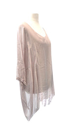 Lade das Bild in den Galerie-Viewer, BZNA Seidenbluse Beige Tunika Seidentunika Seidenchiffonbluse Fledermaus Ärmel oneSize
