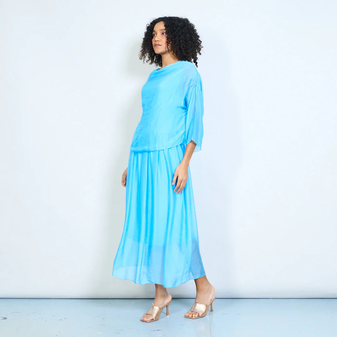 BZNA Kleid  Seidenkleid  Midikleid mit drapiertem Wasserfallausschnitt und fließendem gerafftem Rock oneSize - B Z N A