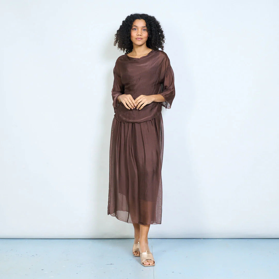 BZNA Kleid  Seidenkleid  Midikleid mit drapiertem Wasserfallausschnitt und fließendem gerafftem Rock oneSize - B Z N A