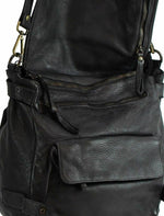 Load image into Gallery viewer, BZNA Bag Anna Schwarz Backpacker Designer Rucksack Ledertasche Damenhandtasche - B Z N A
