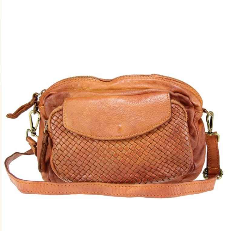 BZNA Bag Macy Cognac Italy Designer Clutch Braided Ledertasche Umhängetasche