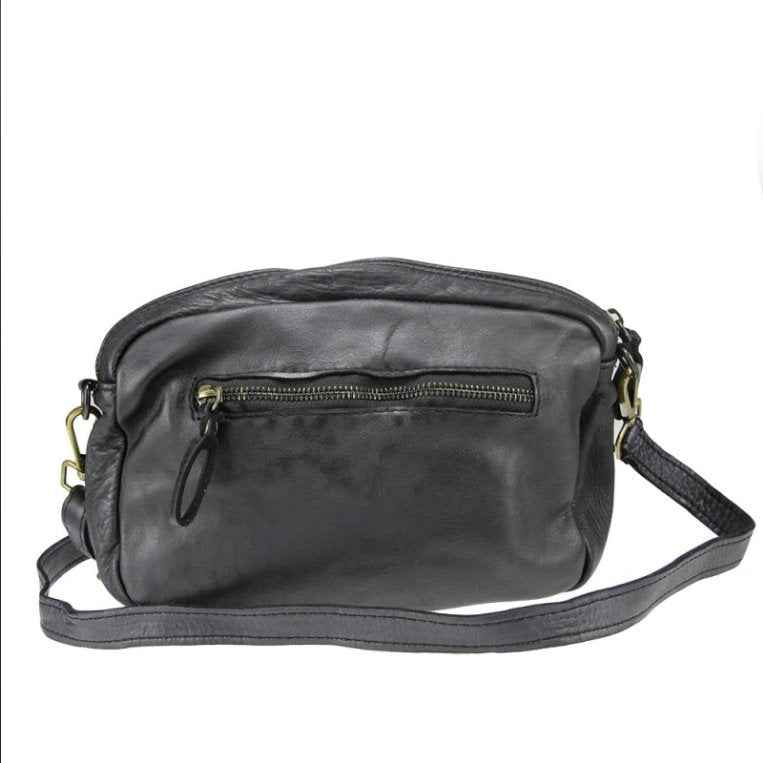BZNA Bag Macy Cognac Italy Designer Clutch Braided Ledertasche Umhängetasche
