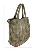 Load image into Gallery viewer, BZNA Bag Xenia Taupe Italy Designer Damen Handtasche Tasche Leder Shopper - B Z N A
